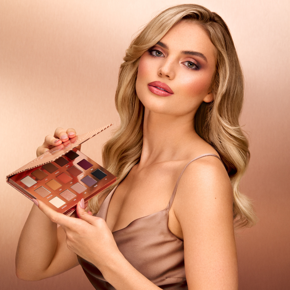 Bellamianta | HeART of Beauty Eyeshadow Palette