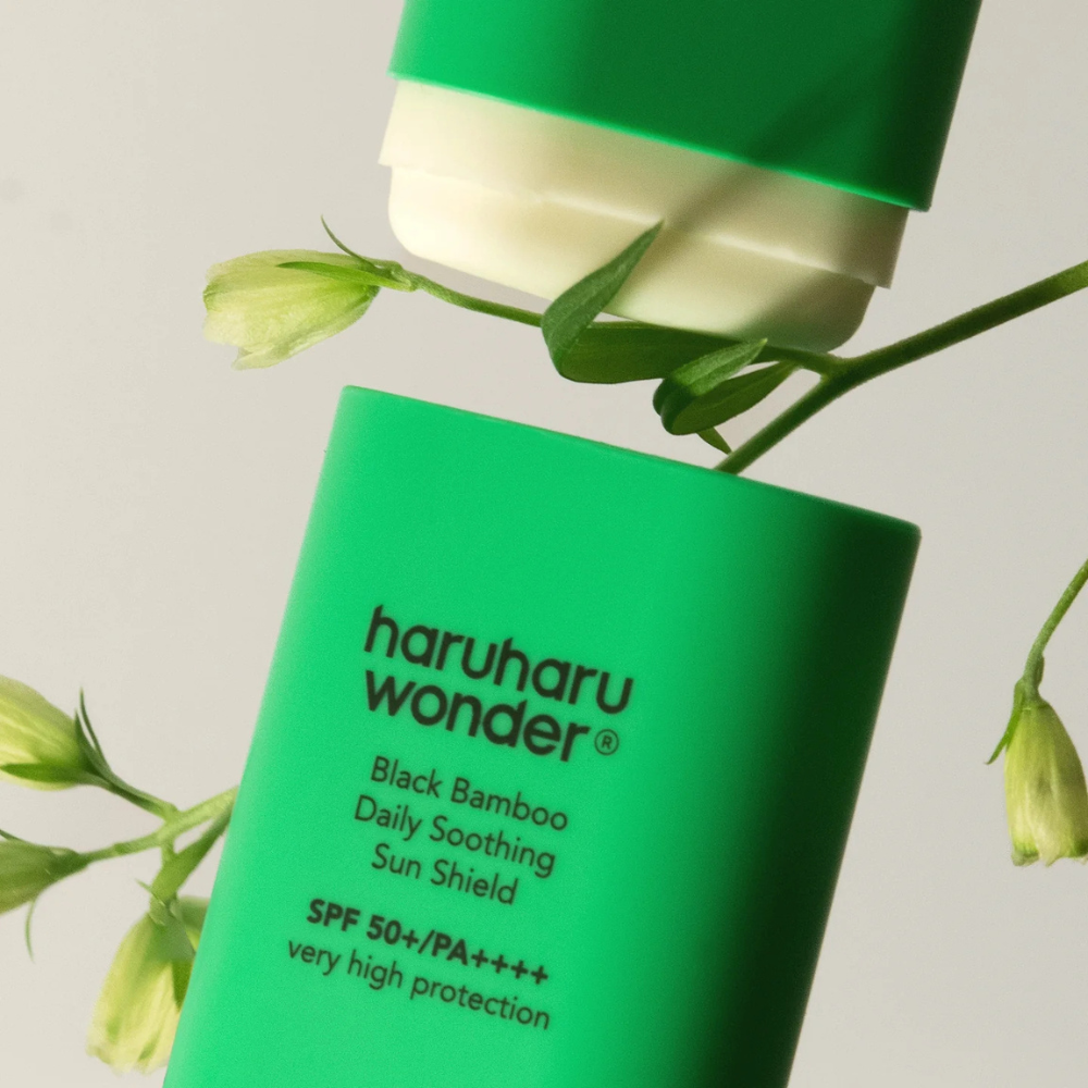 Haruharu Wonder | Black Bamboo Daily Soothing Sun Shield