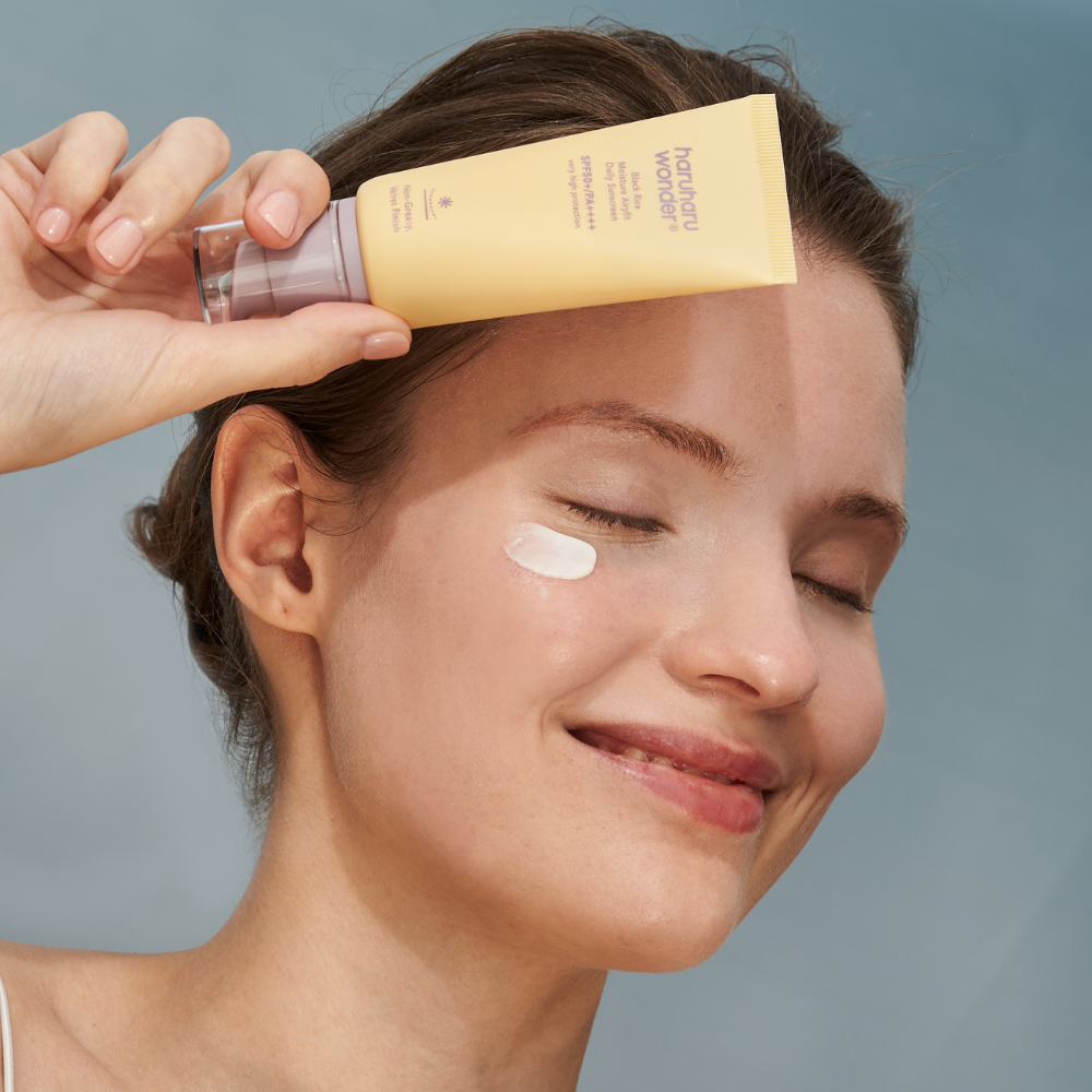 Haruharu Wonder | Black Rice Moisture Airyfit Sunscreen SPF50+